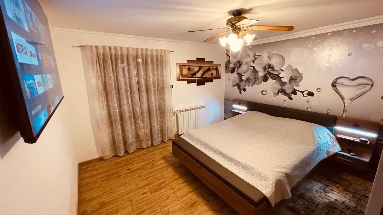 Ferienwohnung The Secret Orchid Rovinj Exterior foto